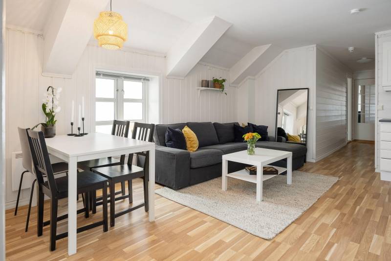 Confier la gestion de son appartement en Airbnb à Cannes avec service de conciergerie incluant ménage, check-in, photos et tarifs transparents